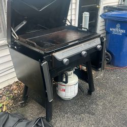 Traeger 33in Flattop 3 Burner