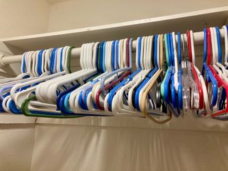 120 Closet Clothes coat shirt pants Hangers $10