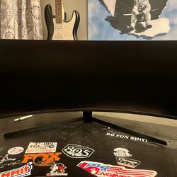 Samsung odyssey G7 45”  gaming monitor (ultra curved)