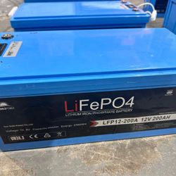 LITHIUM SOLAR BATTERY 12V 200AH LifePO4 Battery with advanced BMS and self-heating function ensure a 4000 long cycle life and exceptional discharge