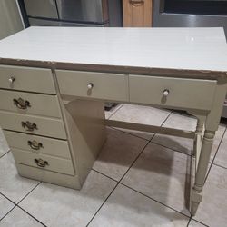 Ethan Allen Desk