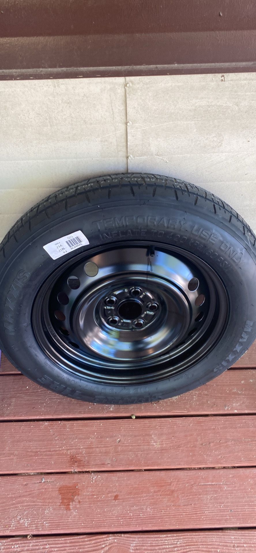 Toyota RAV4 Spare tire and Jack T165/80 D17