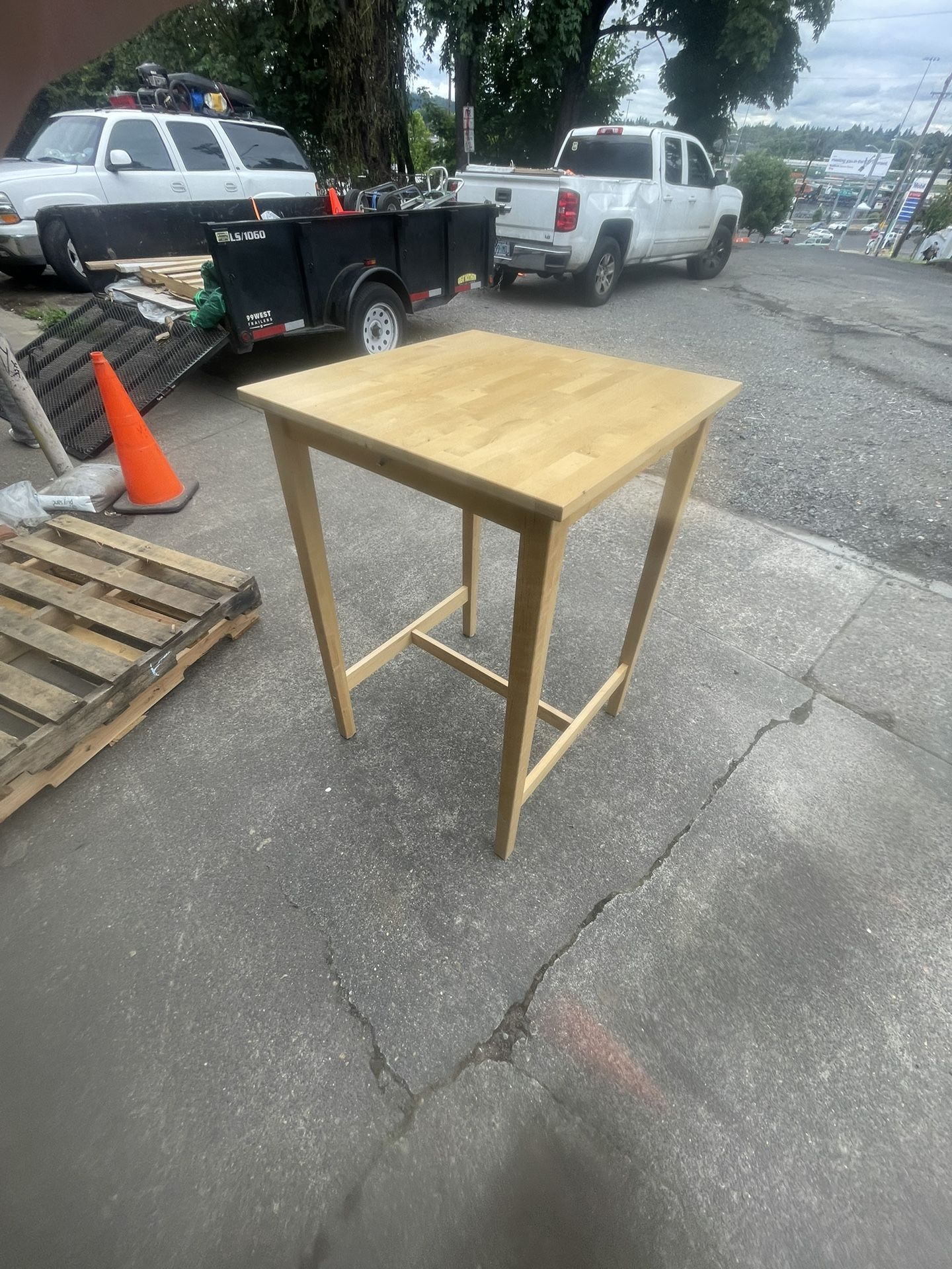 Modern Table & Chairs Arctitecture Style- 2 Chairs Can Fold Up Too- Full/double Futon