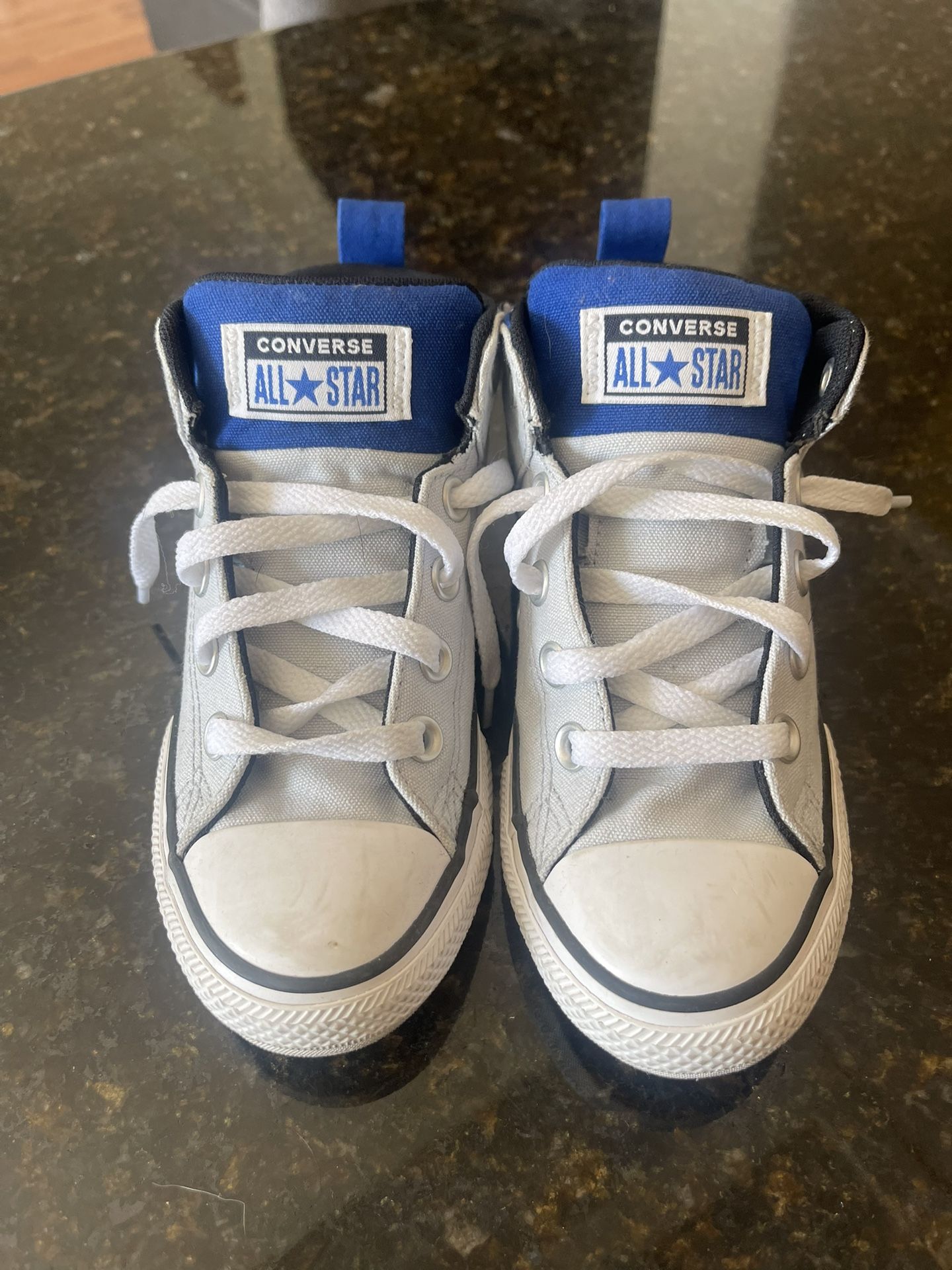 Converse Size 1 Youth
