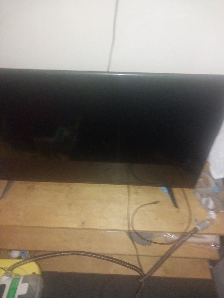 40 Inch TV Smart