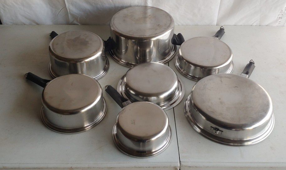AMWAY QUEEN COOKWARE PANS 18/8 Stainless Steel Made In USA Seldom Used -  household items - by owner - housewares sale