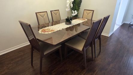 Complete dining table set for six