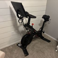 Peloton With 3 Pairs Of Shoes 