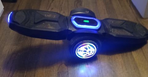 Swagtron Zipboard Electric LED Hoverboard Skateboard Bluetooth Speaker, Black