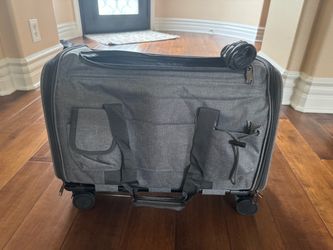 PROKEI Rolling Dog & Cat Carrier with Wheels