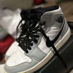 Nike Jordan 1’s