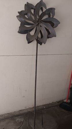 Lawn/Yard Windmill