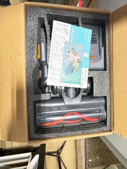 Cordless vacuum