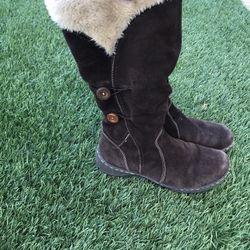 Bear trap Brown Suede fur lined Water Resistant boots
