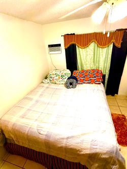 Moving out Sale King size bedset