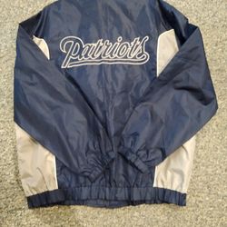 PATRIOTS. WIND BREAKER. SIZE. XLG. 40 BUCKS