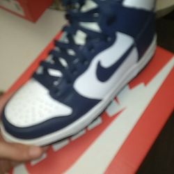 Dunk High Midnight Navy Size 5y