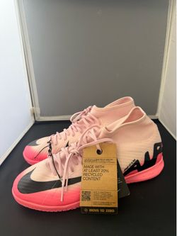 Nike Mercurial size 8.5 indoor/turf soccer shoes
