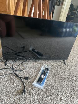 TCL SMART TV WITH CONTROL