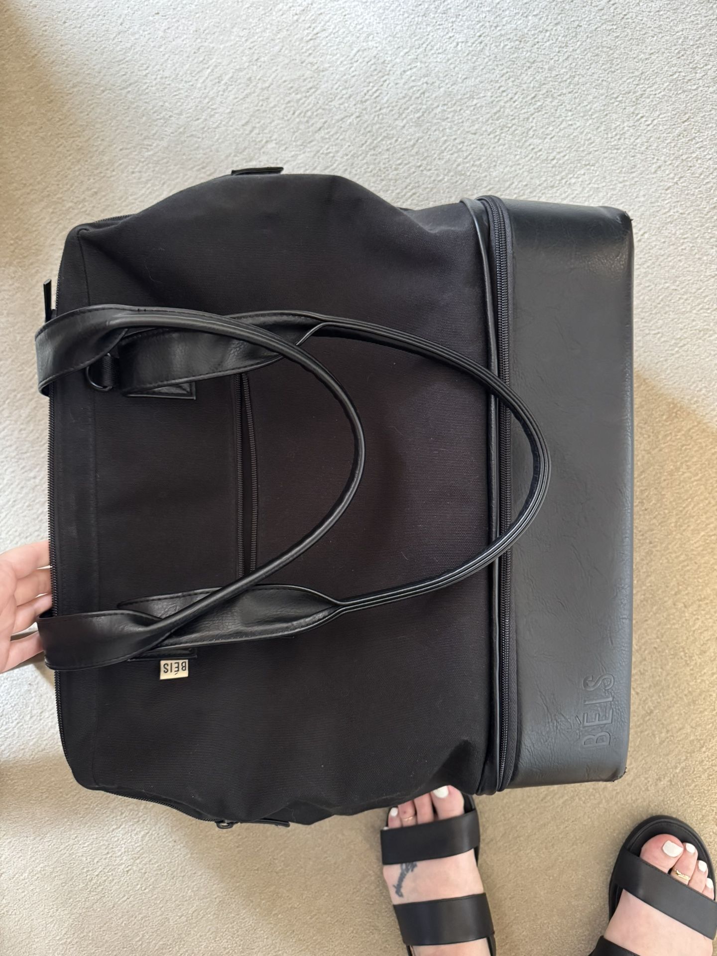 Beis Weekender Travel Bag In Black