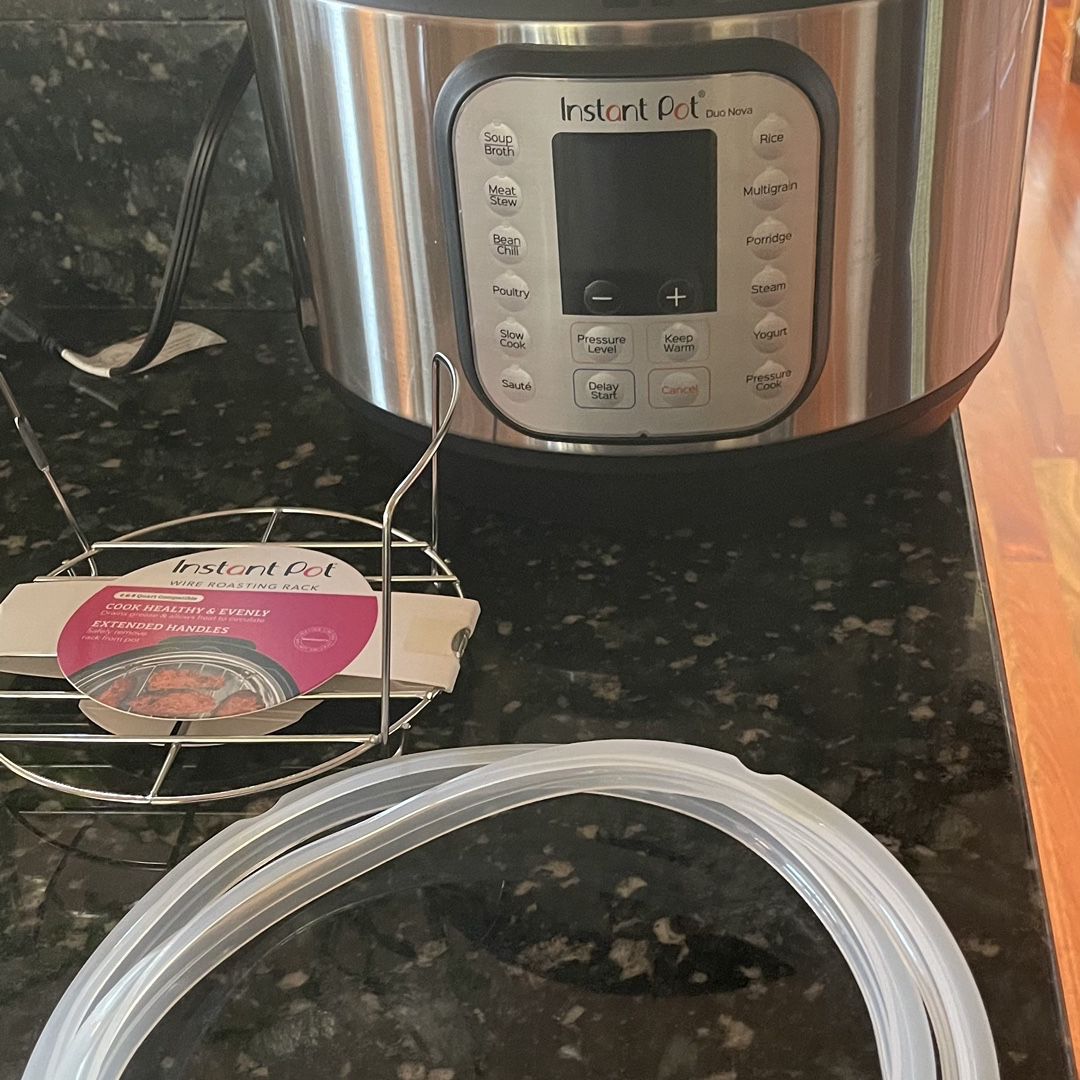 Instant Pot Duo Nova 10qt for Sale in Puyallup, WA - OfferUp