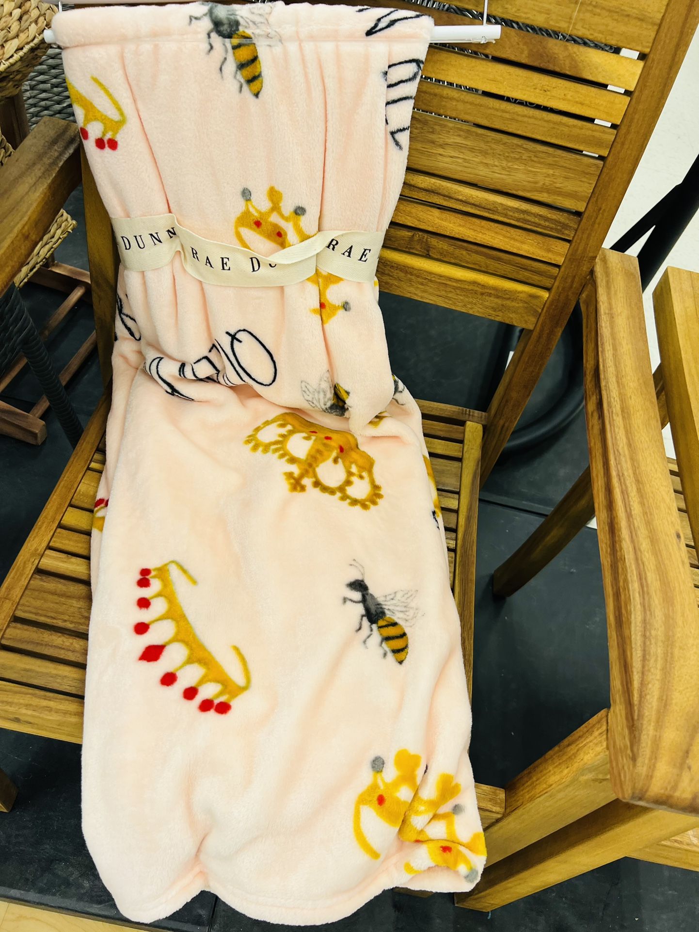 rae dunn QUEEN BEE blanket