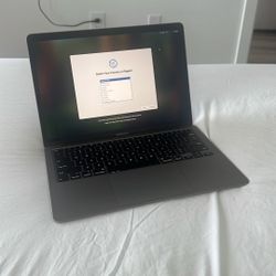 MacBook Air 13” Retina (2020)
