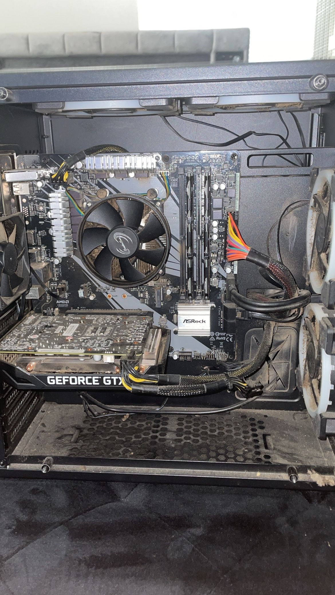 Gaming PC Desktop Taking Offers