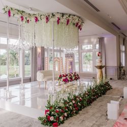 Stage For Sale 8x10ft Comes In 3 Pieces 