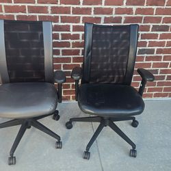 OFFICE CHAIRS  LIKE NEW **$20 EACH ***