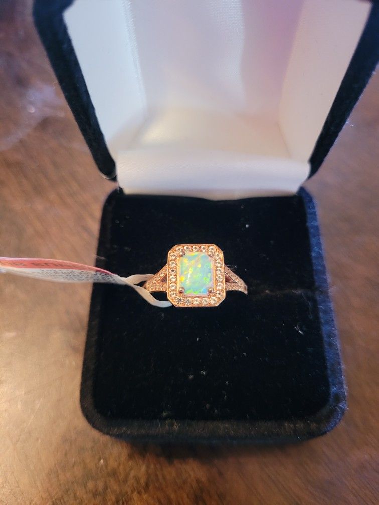 Opal Ring Sterling Silver Size 7