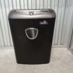 Paper Shredder 