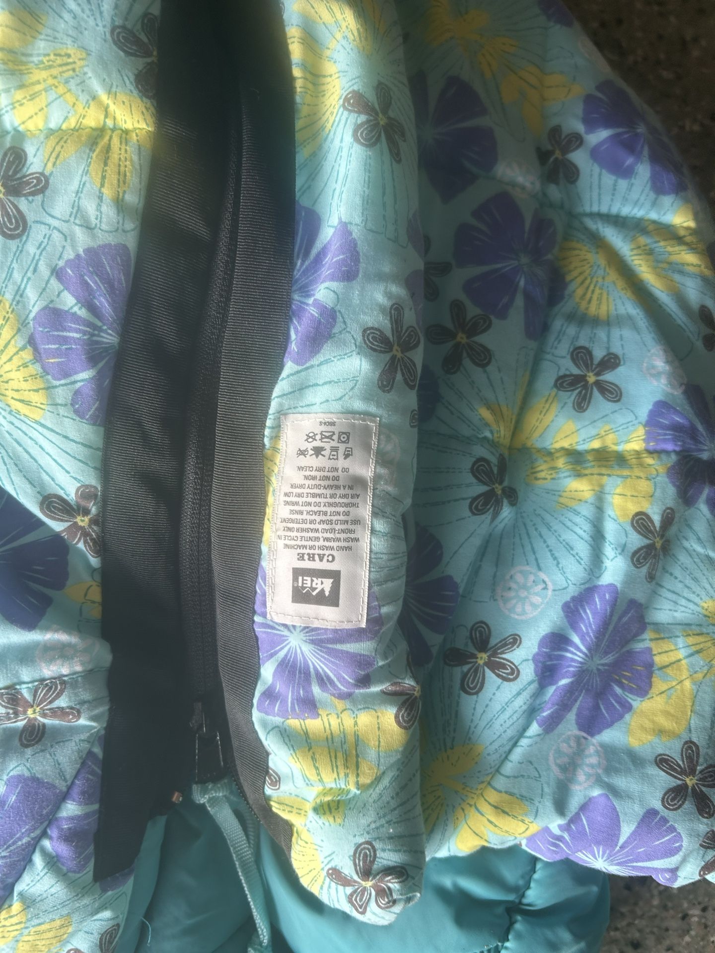 REI WOMENS thermolite Sleeping Bag