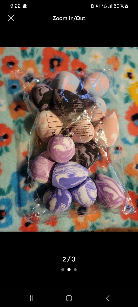(15) Beauty Blenders 
