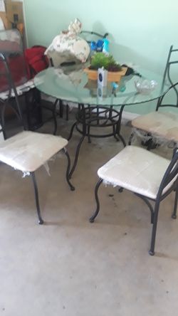 Table and 4 chair