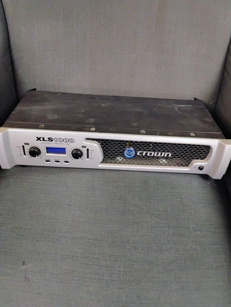 Crown DriveCore XLS1500 Power Amplifier