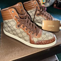 Gucci Shoe