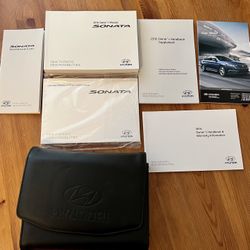 2016 Hyundai SONATA  Owners Manual With Case OEM 