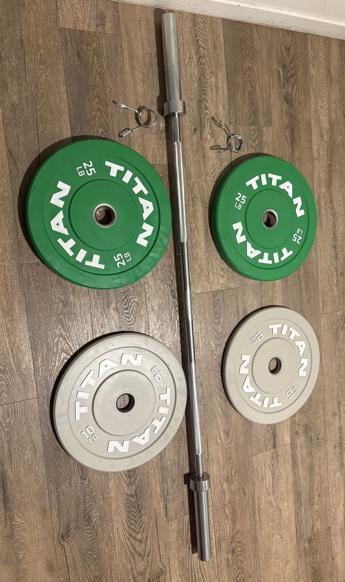 🕺🏽$30 Off Father’s day NO HOLD’S NEW BUMPER Olympic NEW 5 ft Bar With Bumpers 10s & 25s [total: 100 lbs)