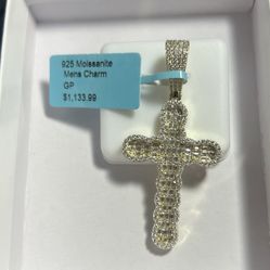 3.5 Ct Mossanite Cross Pendent 