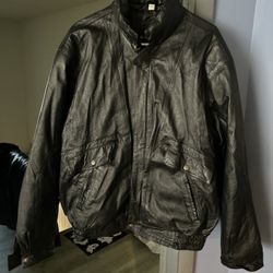 ⭐️ Vintage Context Leather Bomber Jacket. Size Medium. Excellent Condition. 