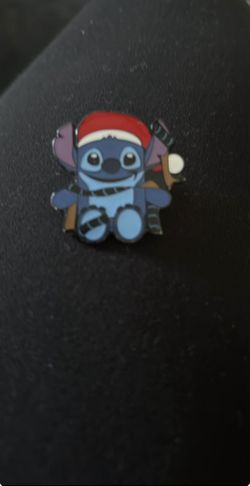 Stitch pecky pin