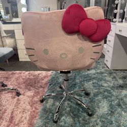 Hello Kitty Chair 