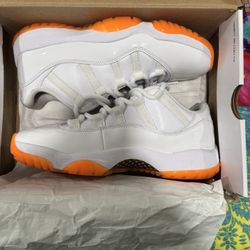 Jordan 11 Citrus Size 9 Women’s 