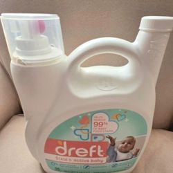 1 for $20 or 3 for $45 FIRM! Dreft Stage 2: Active Baby Laundry Detergent, 150 fl oz 96 loads.   Pick up in Garland 75042 by appointment 
