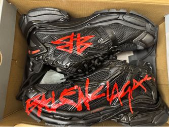Balenciaga runners