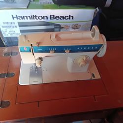 160 Sewing Machine Don't Know What Mark Is In You Can Come And See It It Works