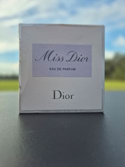 For  women.       Para mujer