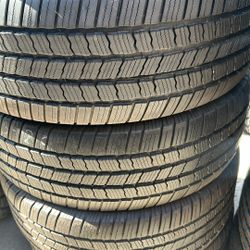 Set Of Michelin Defender 275/55r20 Tires
