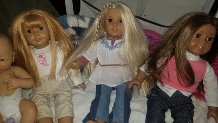 3 American girl dolls